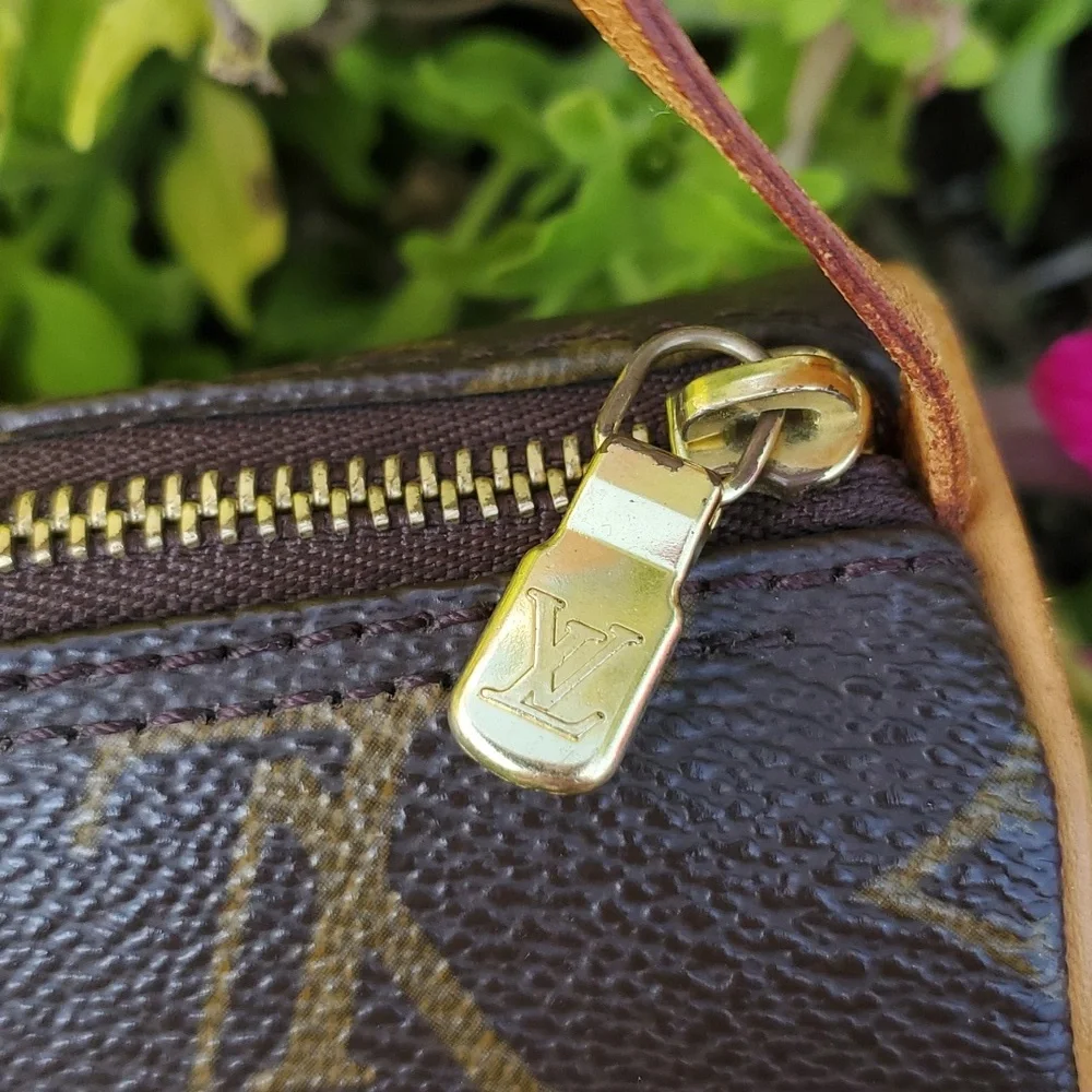 LOUIS VUITTON MONO MINI PAPILLON - Picture 4 of 15